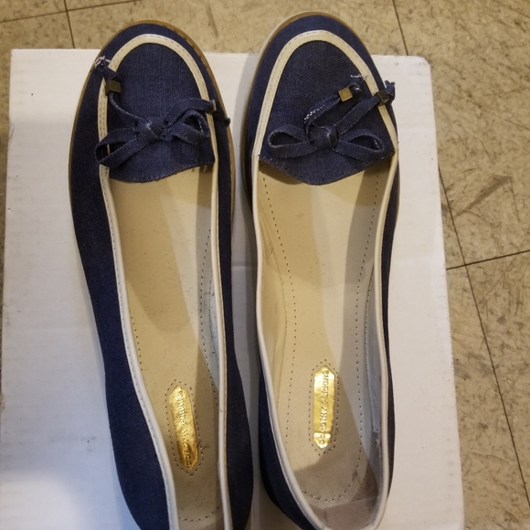 Shoes - Picture 2 of 2